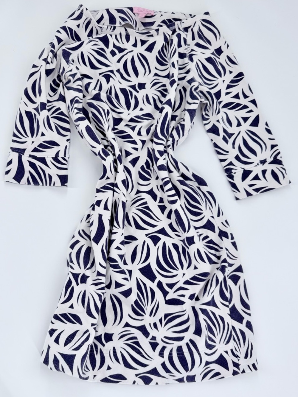 Lilly Pulitzer Dress Womens Medium Navy Blue White Tropical Print 3/4 Sleeve